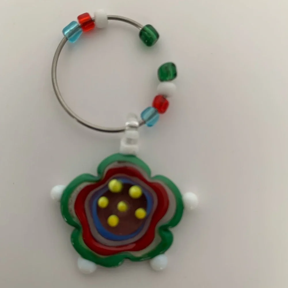 Wine Glass Charms Set of 5 Silvertone Rings Multicolor Beads Designs